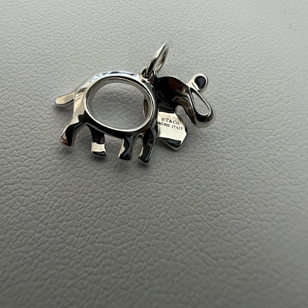 Tiffany & Co. charm - Picture 5 of 6